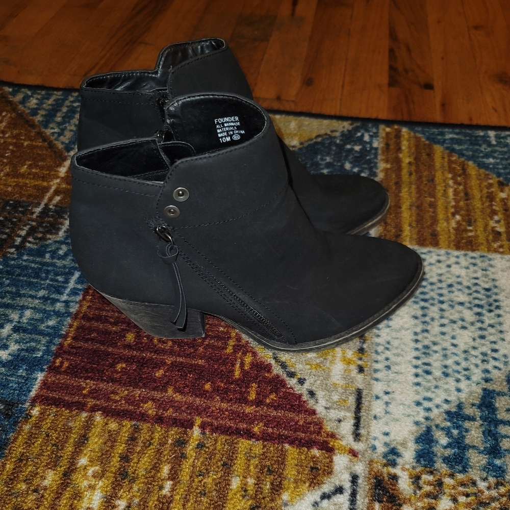 Women ankle boots